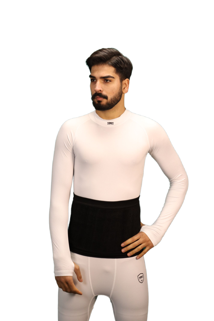 برای پیشگیری و درمان کمردرد، استفاده از کمربند طبی و تقویت عضلات کمر و شکم اهمیت دارد. رعایت وضعیت صحیح، استراحت و کنترل وزن می‌تواند از بروز این مشکل جلوگیری کند و روند بهبود را سرعت بخشد.